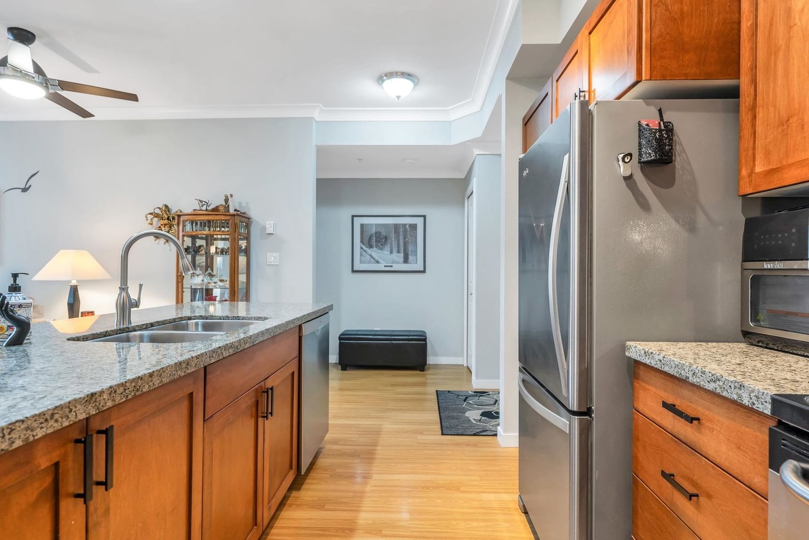Listing Image 15