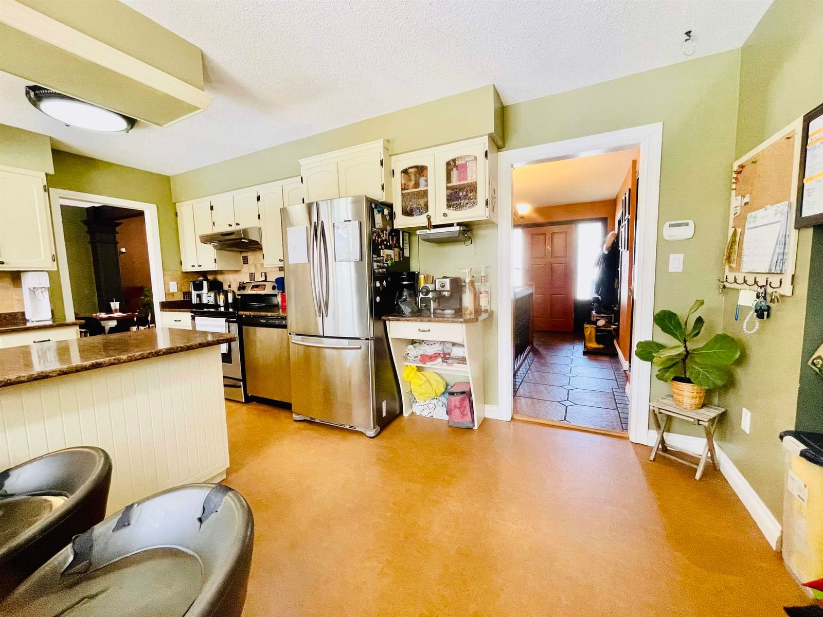 Listing Image 10