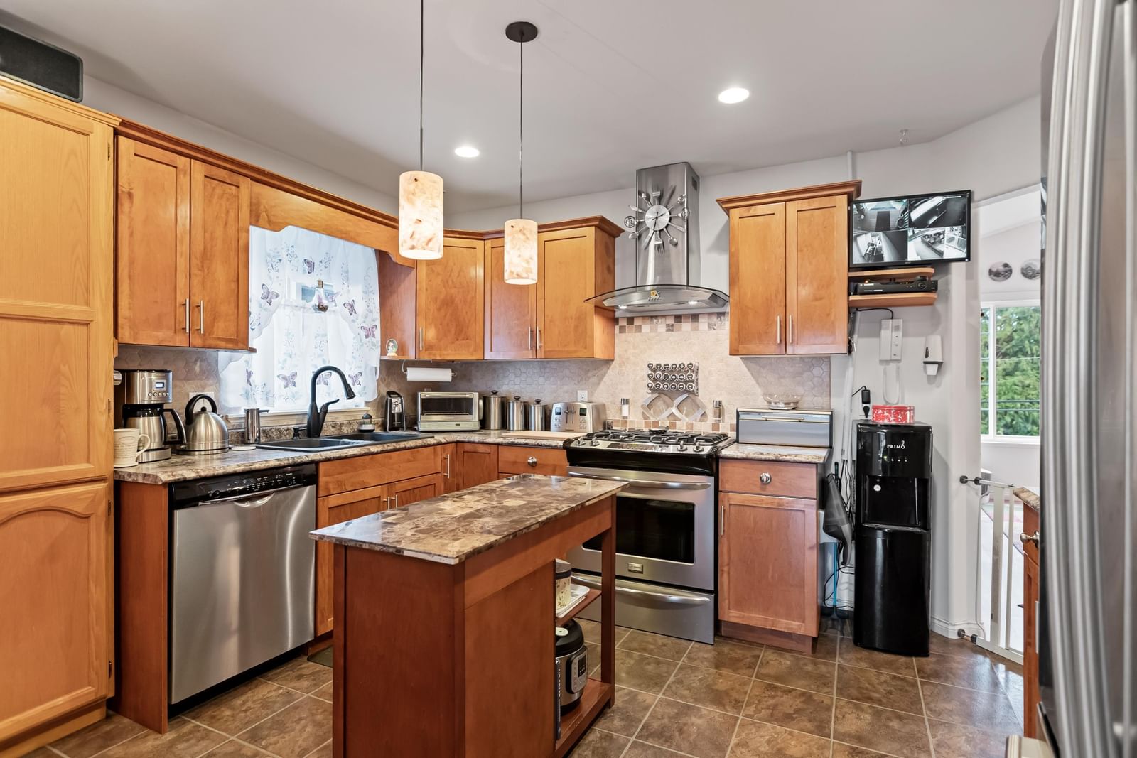 Listing Image 13