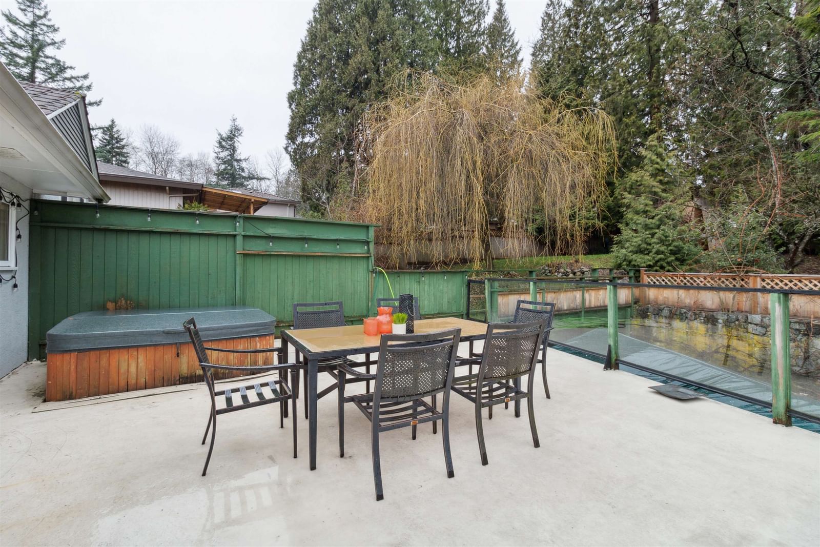 Listing Image 10