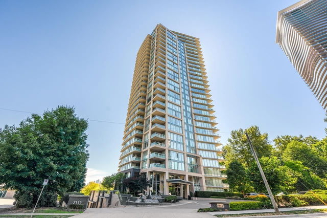 2802 - 2133 Douglas Road