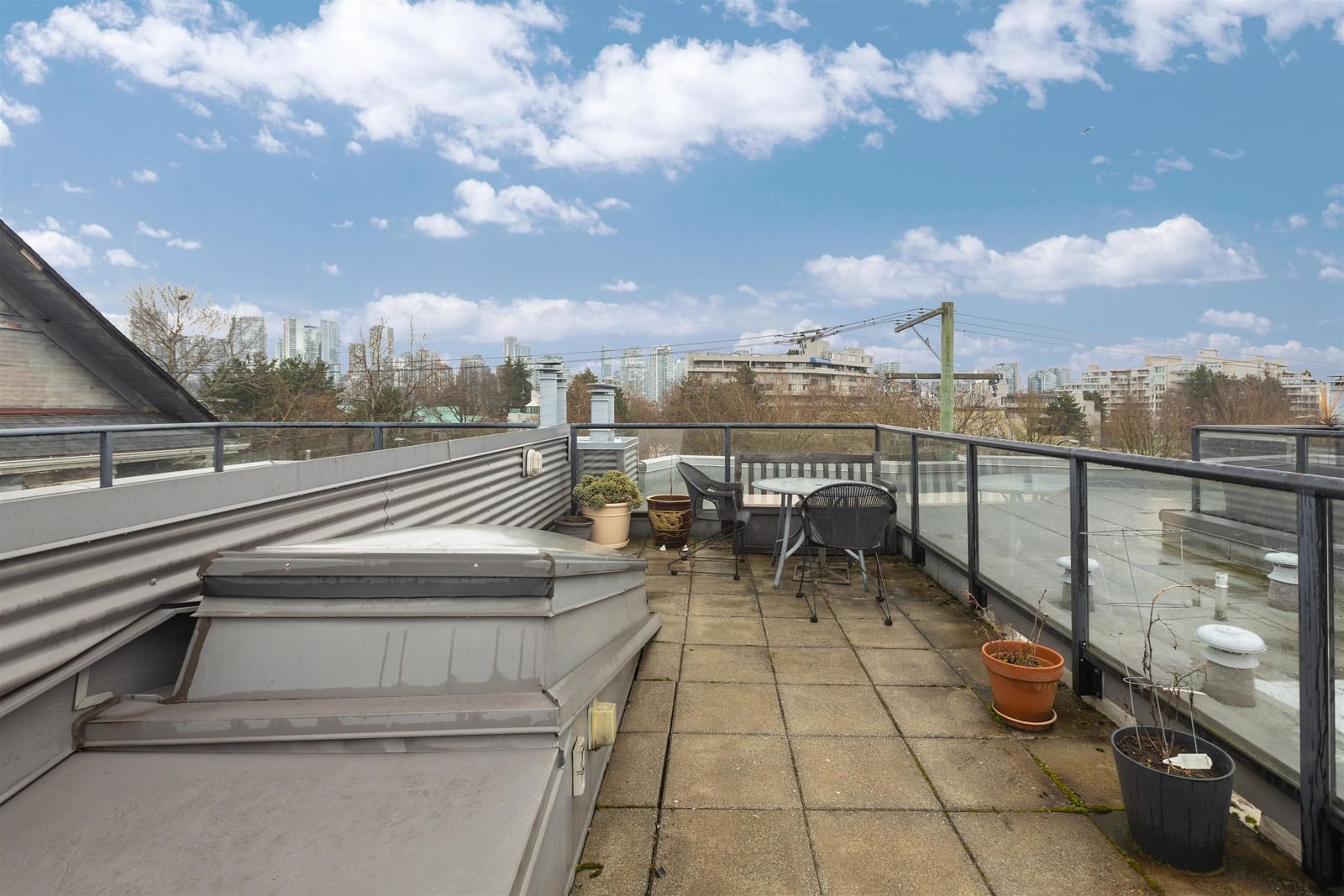 Listing Image 20