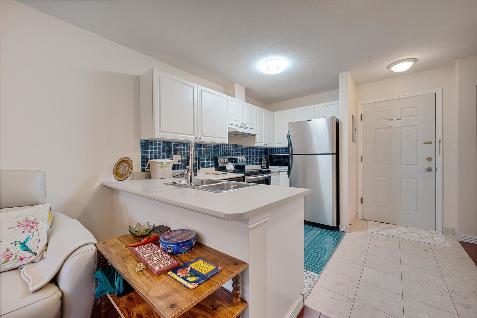 Listing Image 10