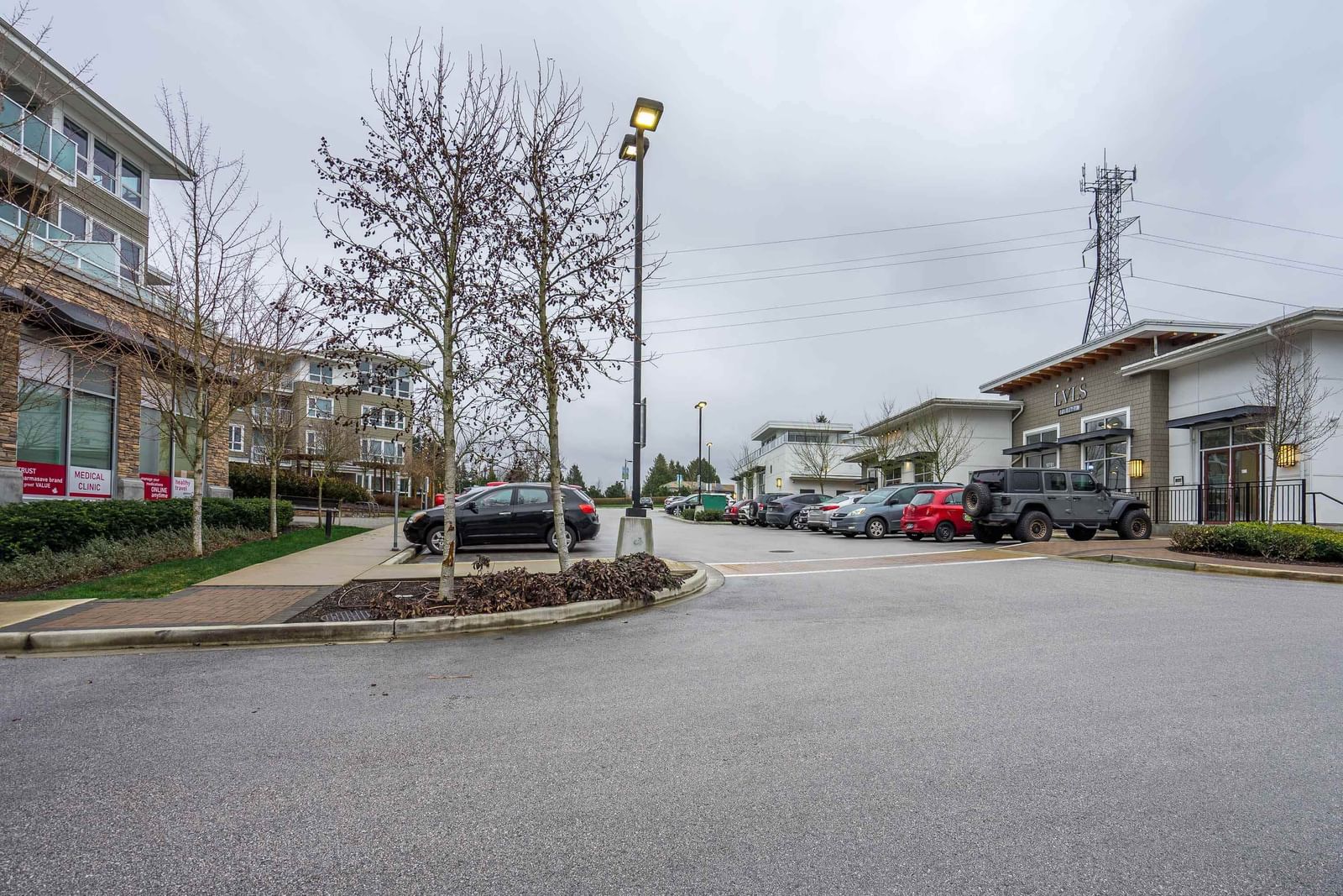 Listing Image 40