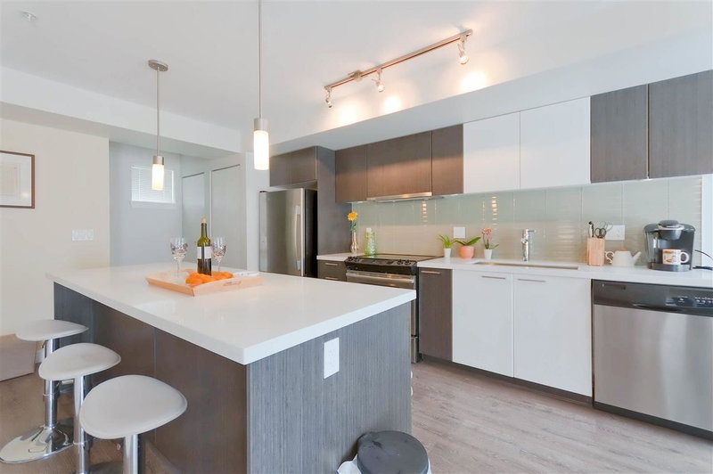 210 - 618 Langside Avenue, Coquitlam, V3J 0B8 | Image 3