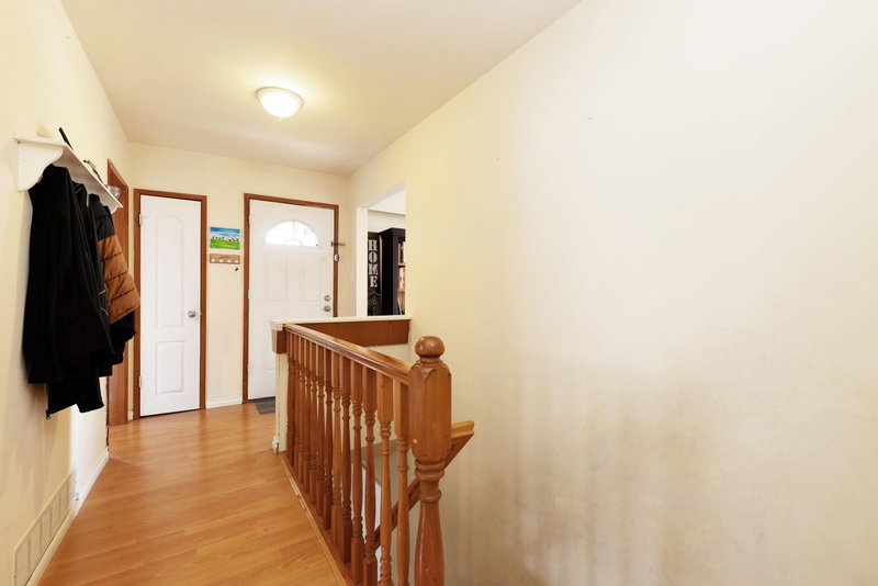 3949 Sefton Street, Port Coquitlam, V3B 3S2 | Image 2