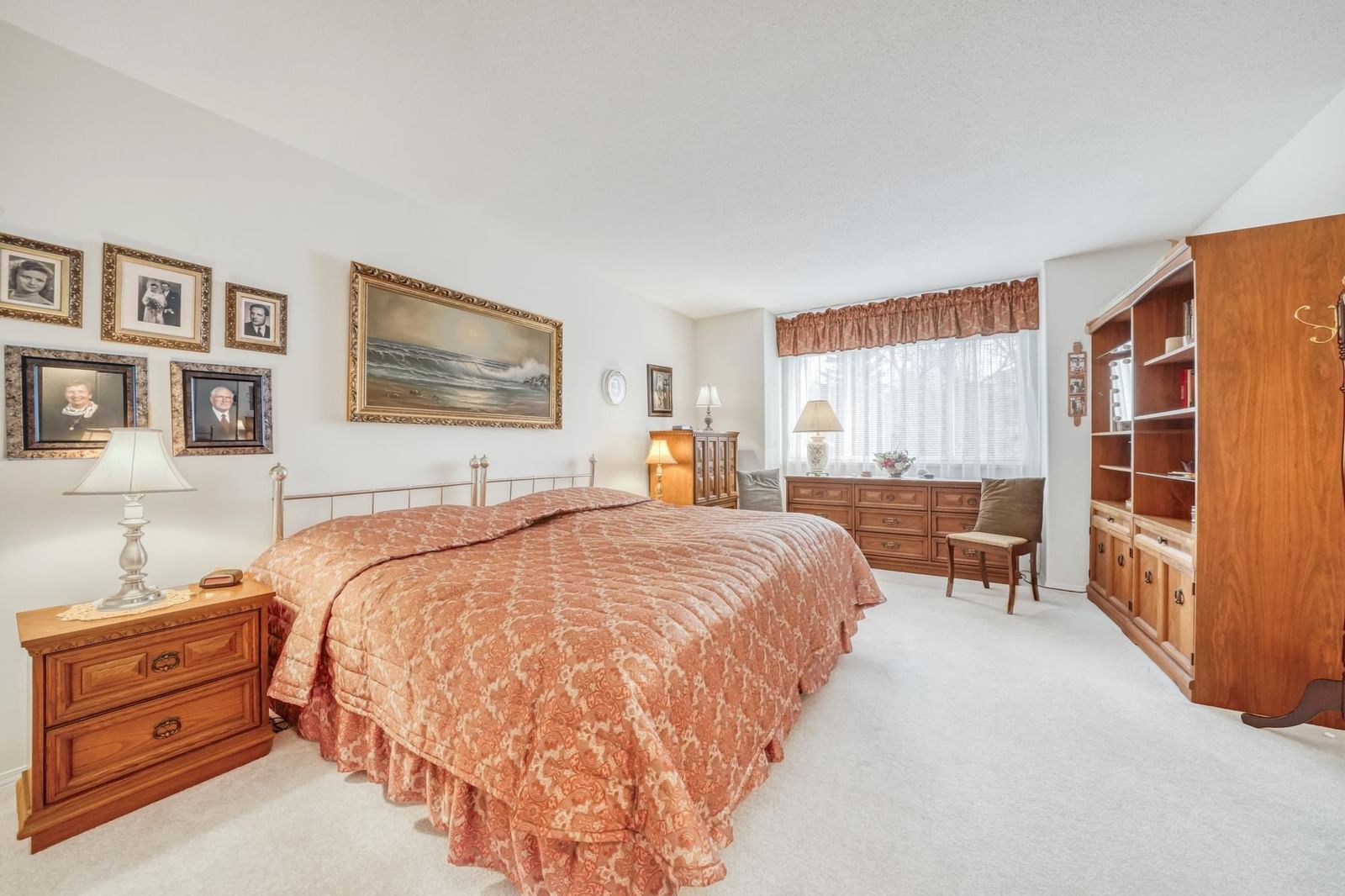 Listing Image 19
