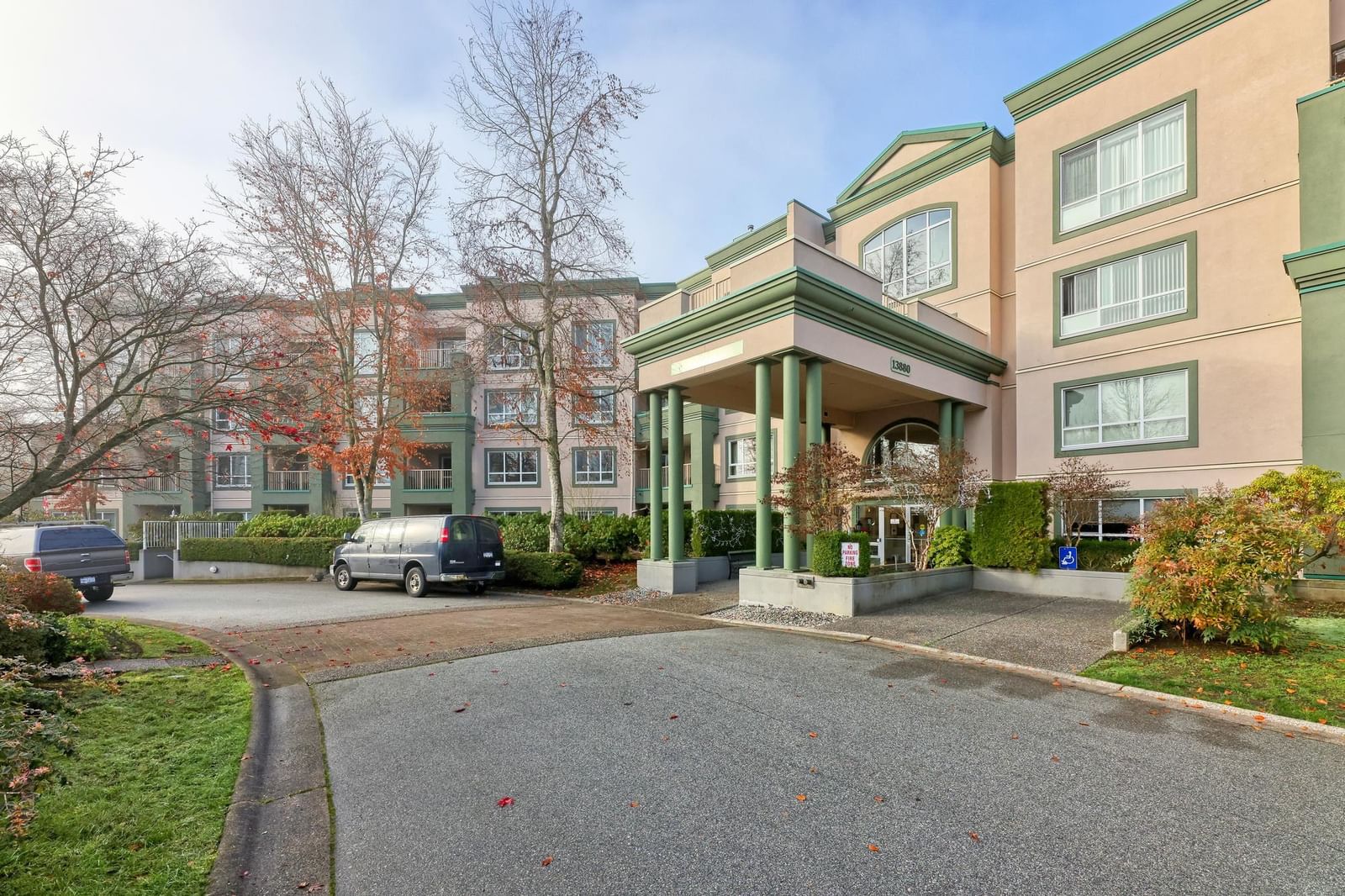 Listing Image 20