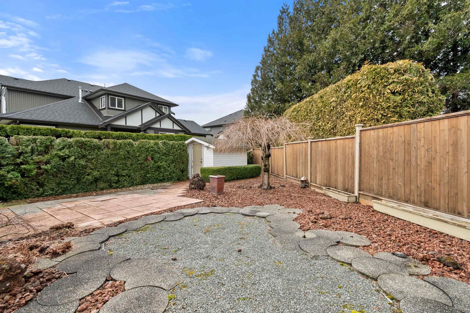 Listing Image 8