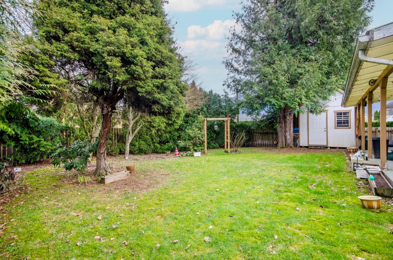 Listing Image 12