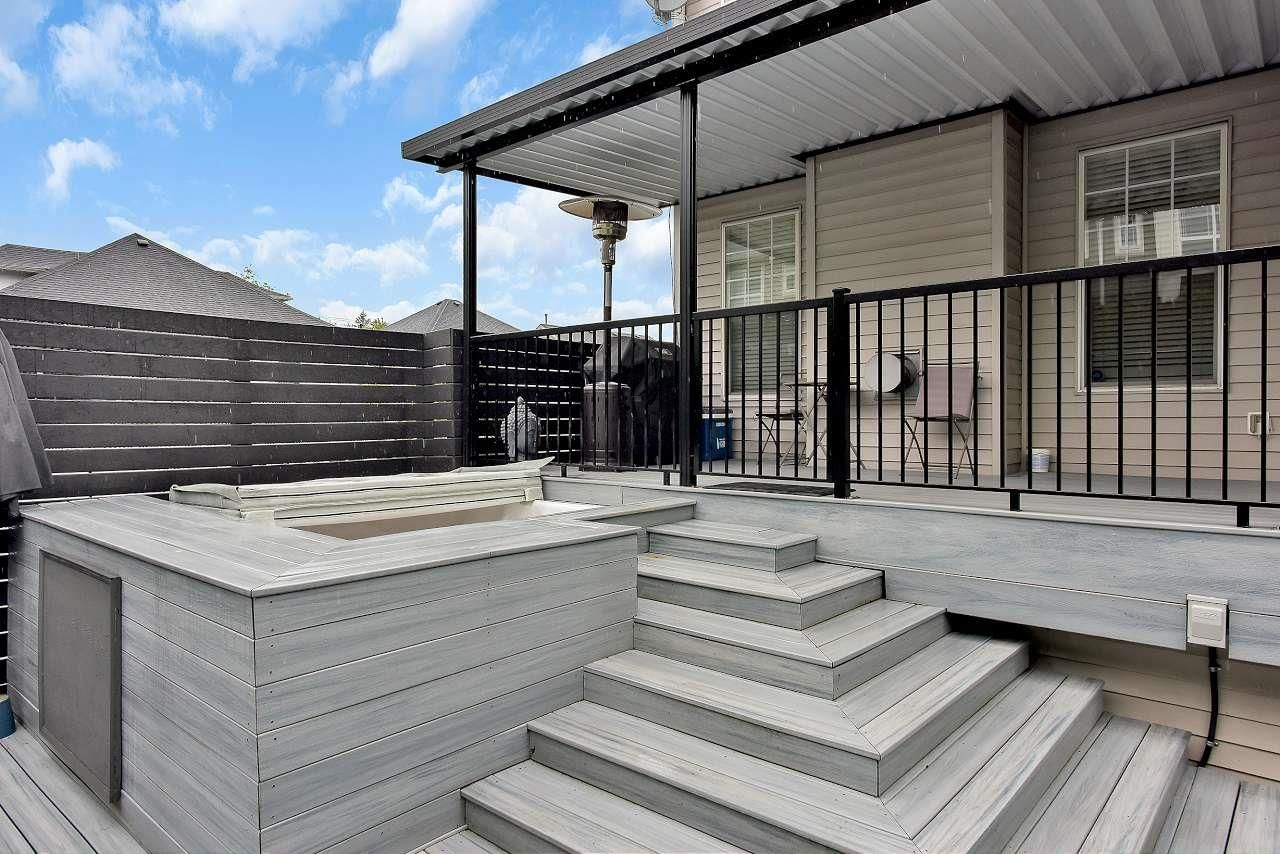 Listing Image 10