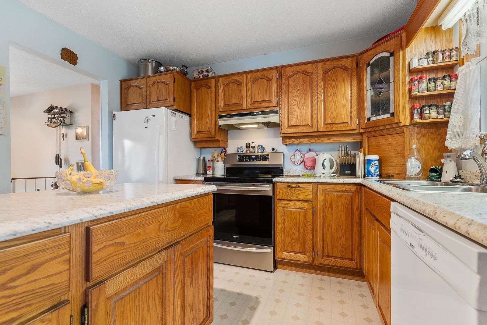 Listing Image 10