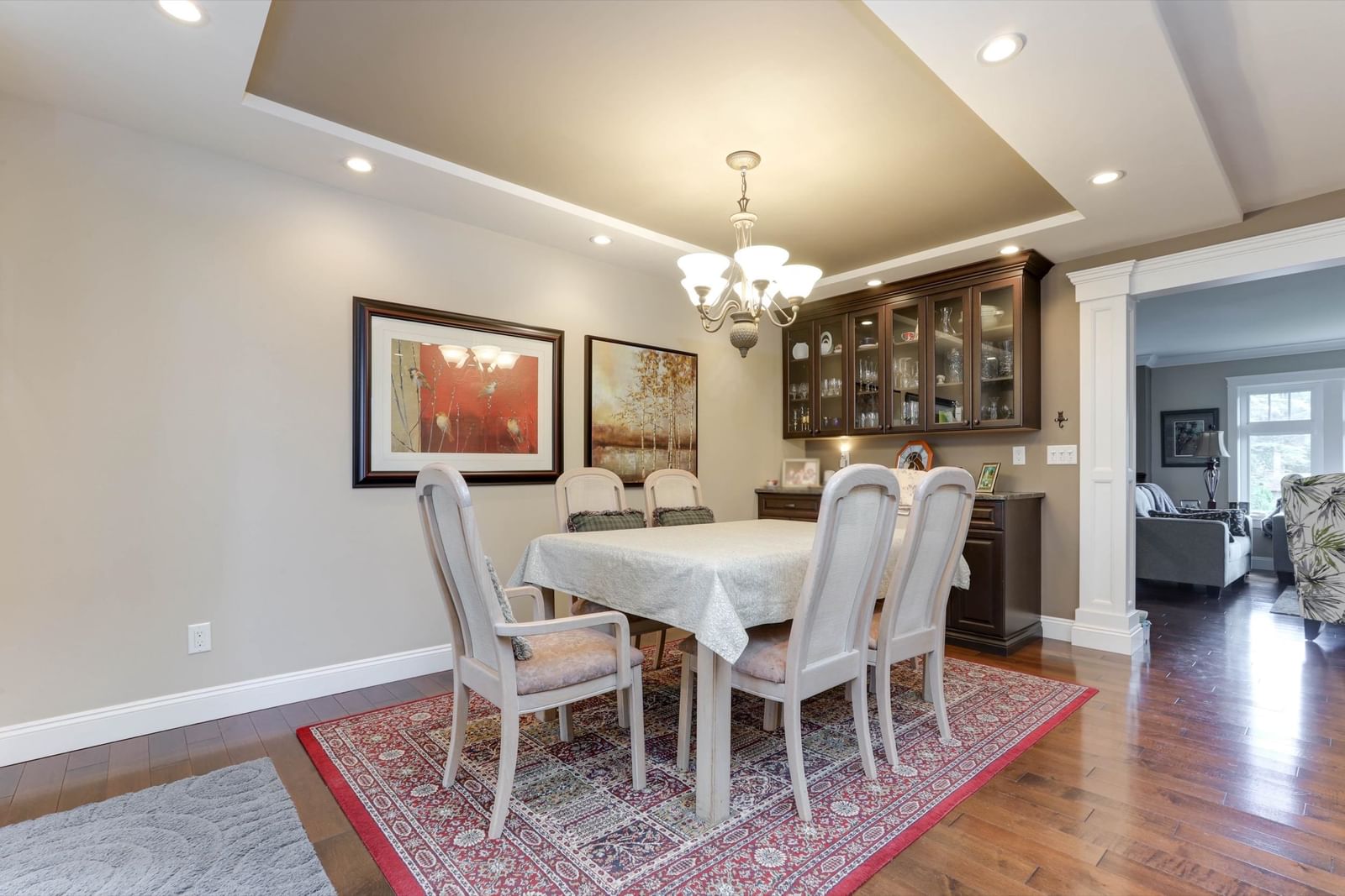 Listing Image 12
