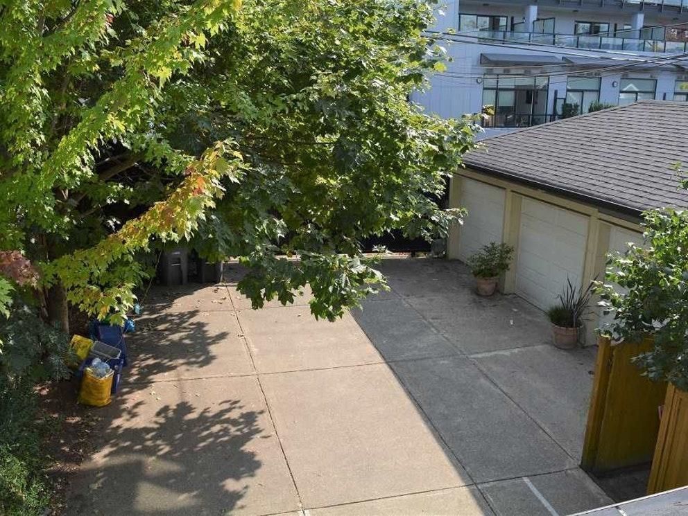 Listing Image 19