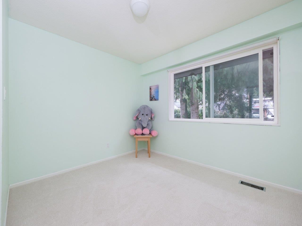 Listing Image 26