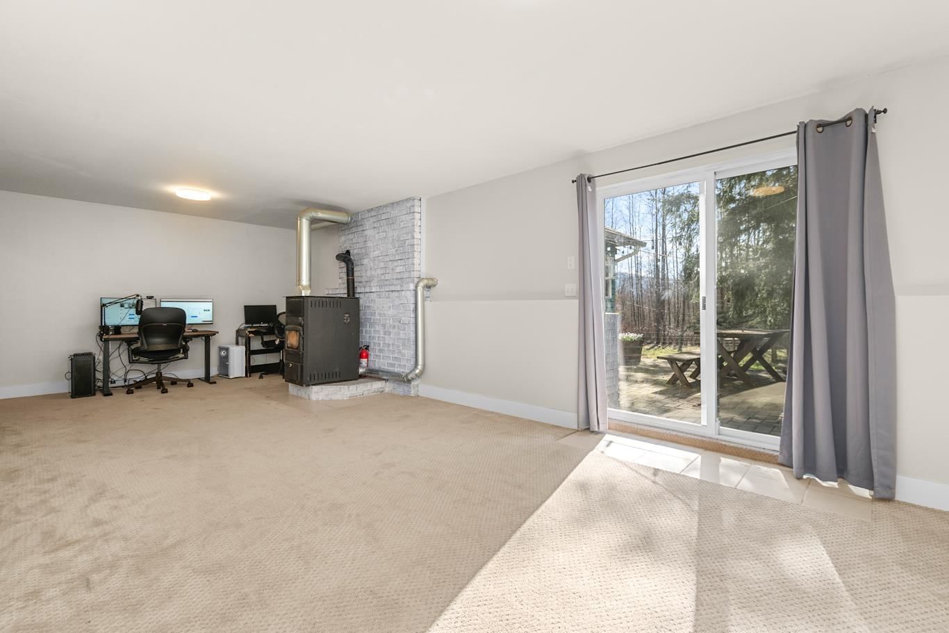 Listing Image 32