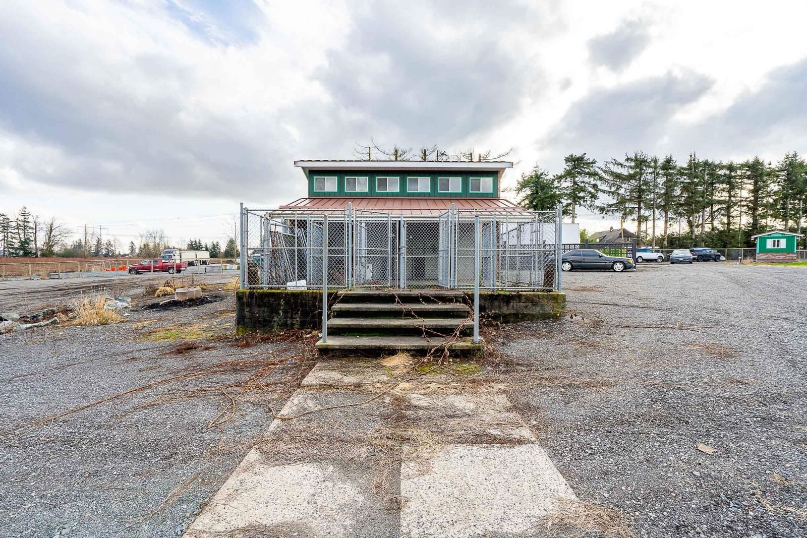 Listing Image 19