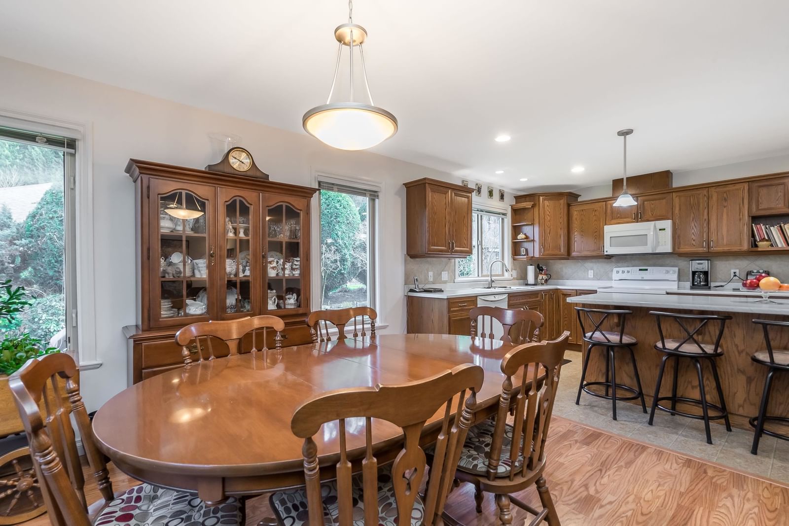 Listing Image 15