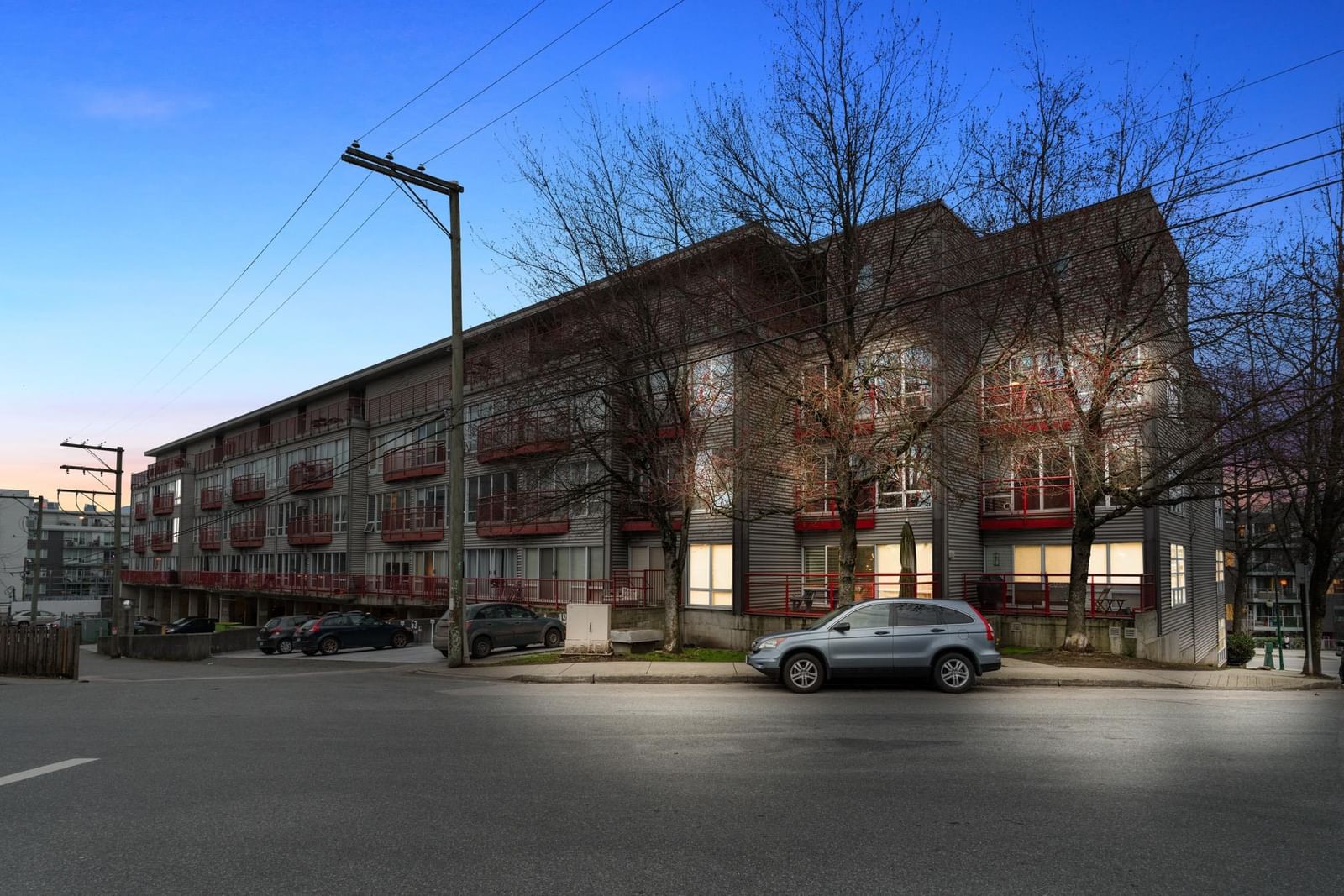 Listing Image 23