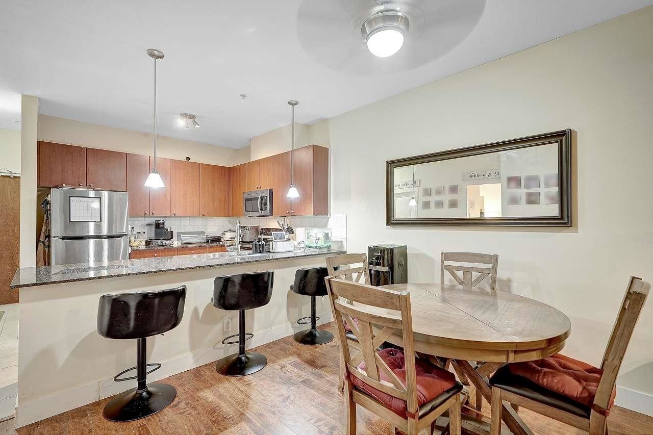 Listing Image 10