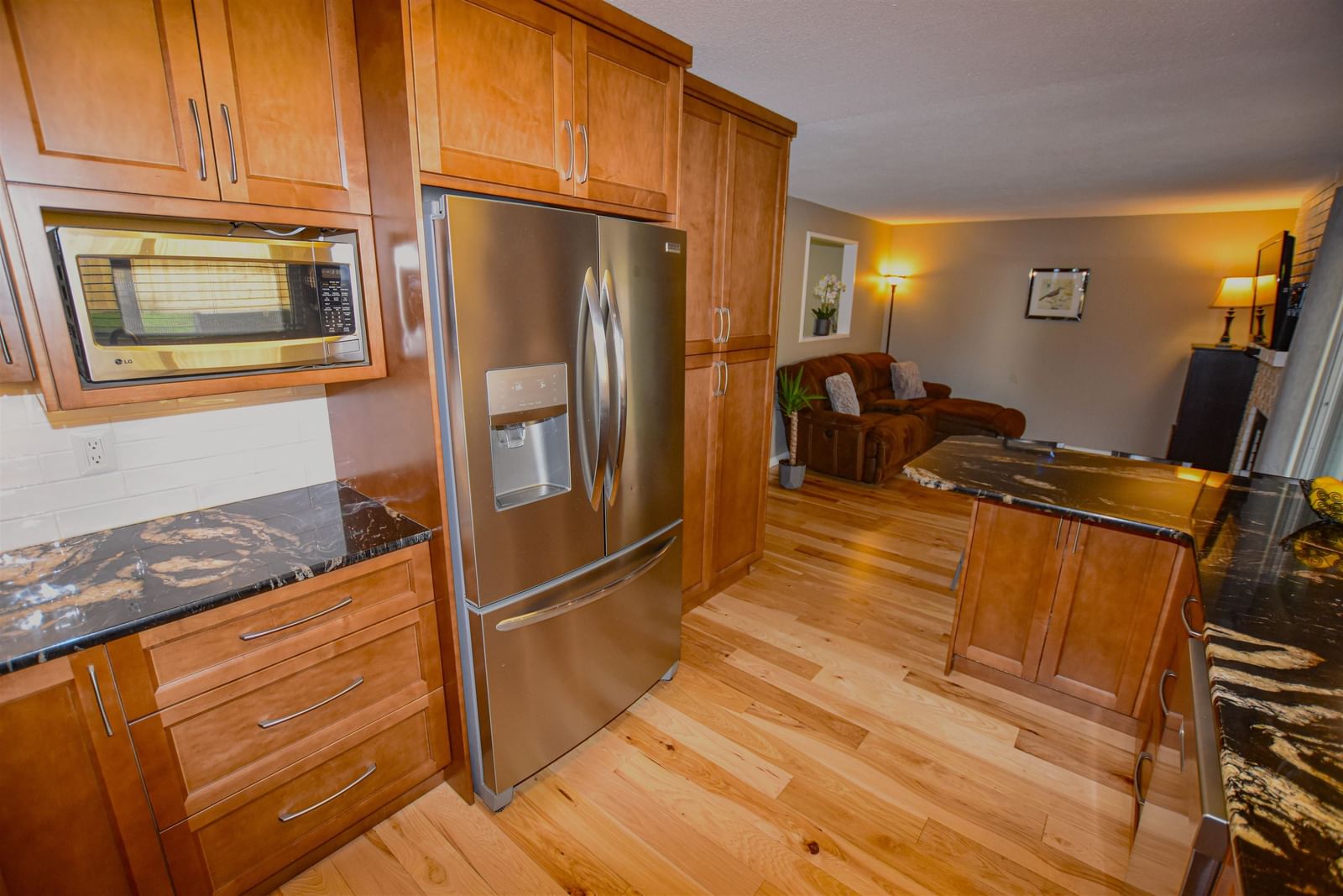 Listing Image 15
