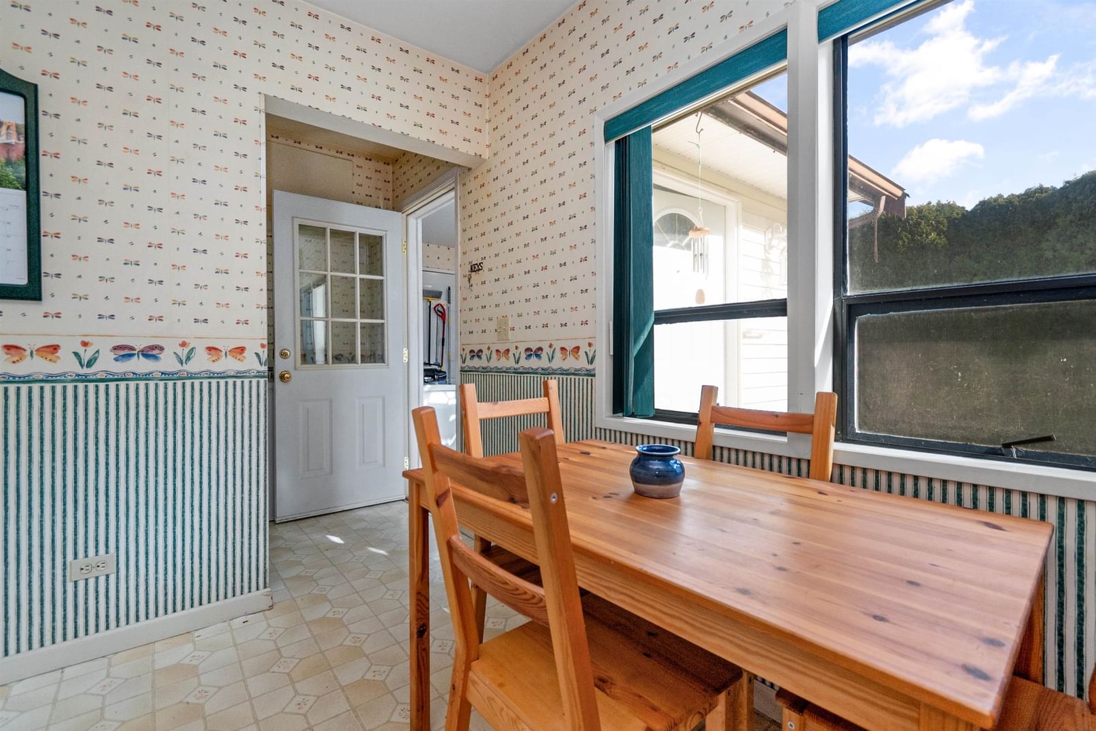Listing Image 13