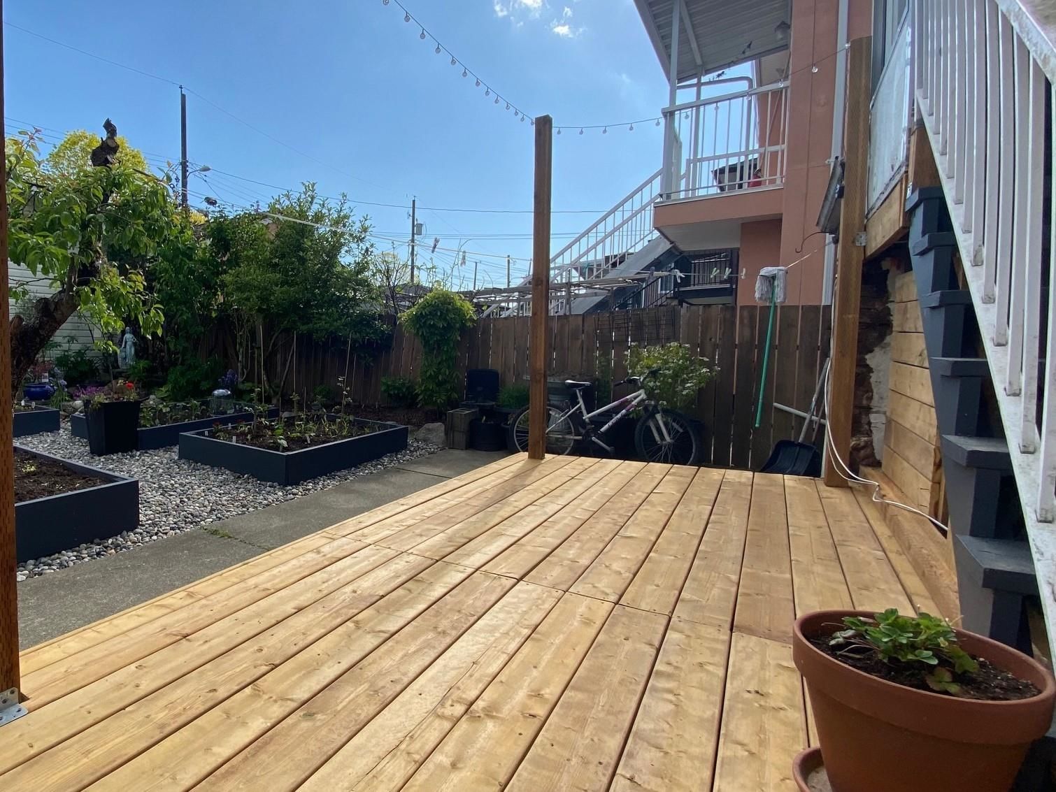 Listing Image 10