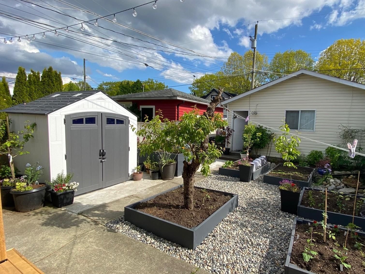 Listing Image 17