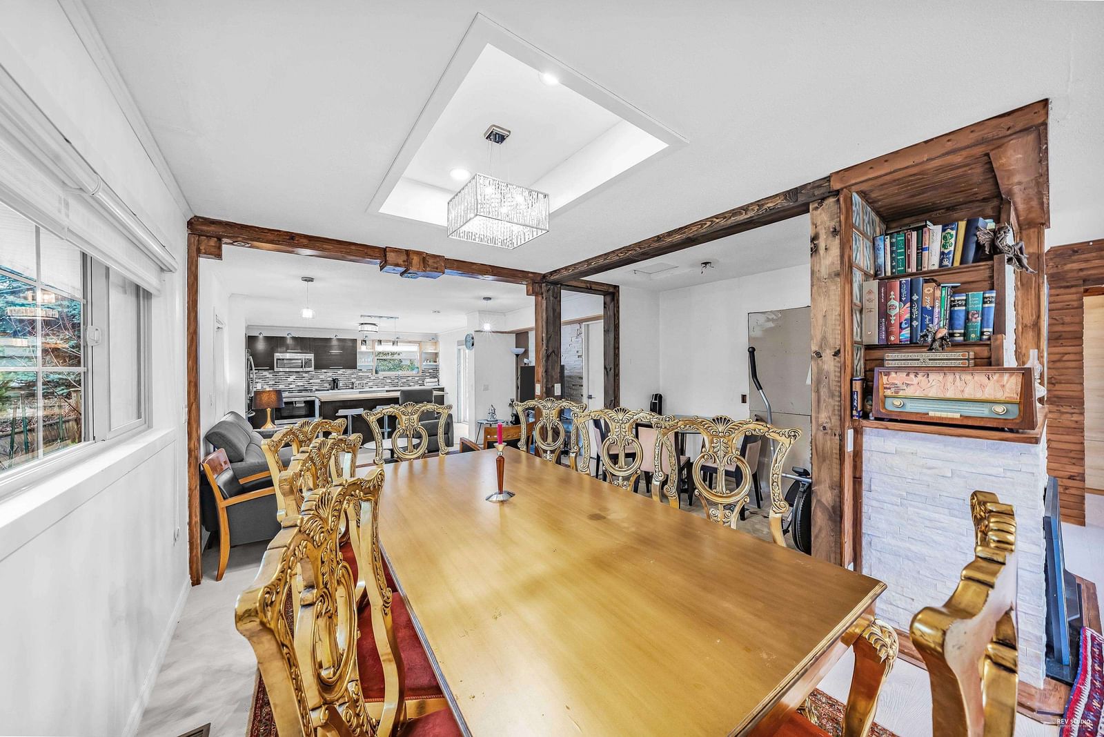 Listing Image 17