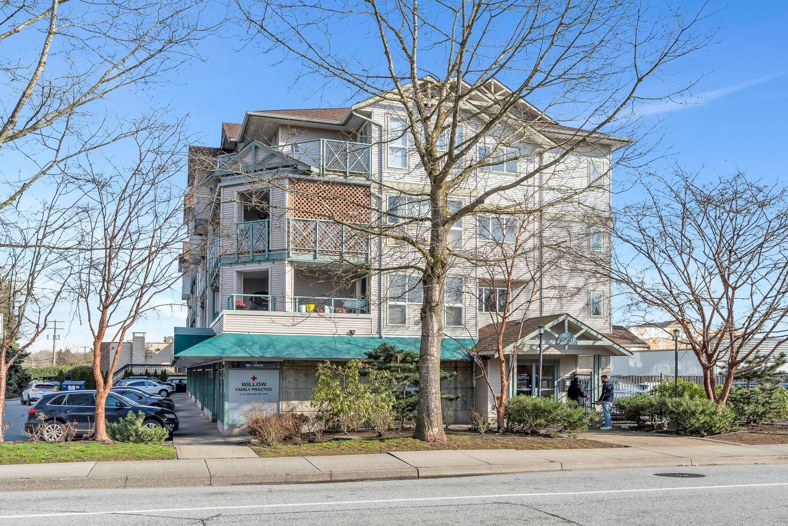 Listing Image 8
