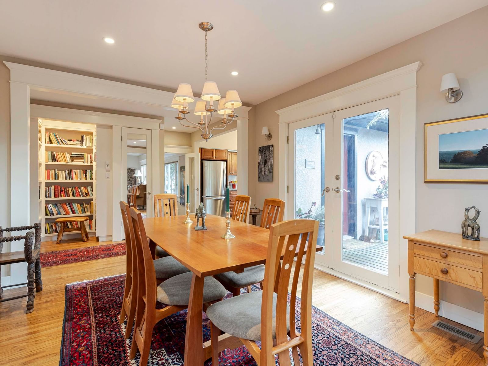 Listing Image 11