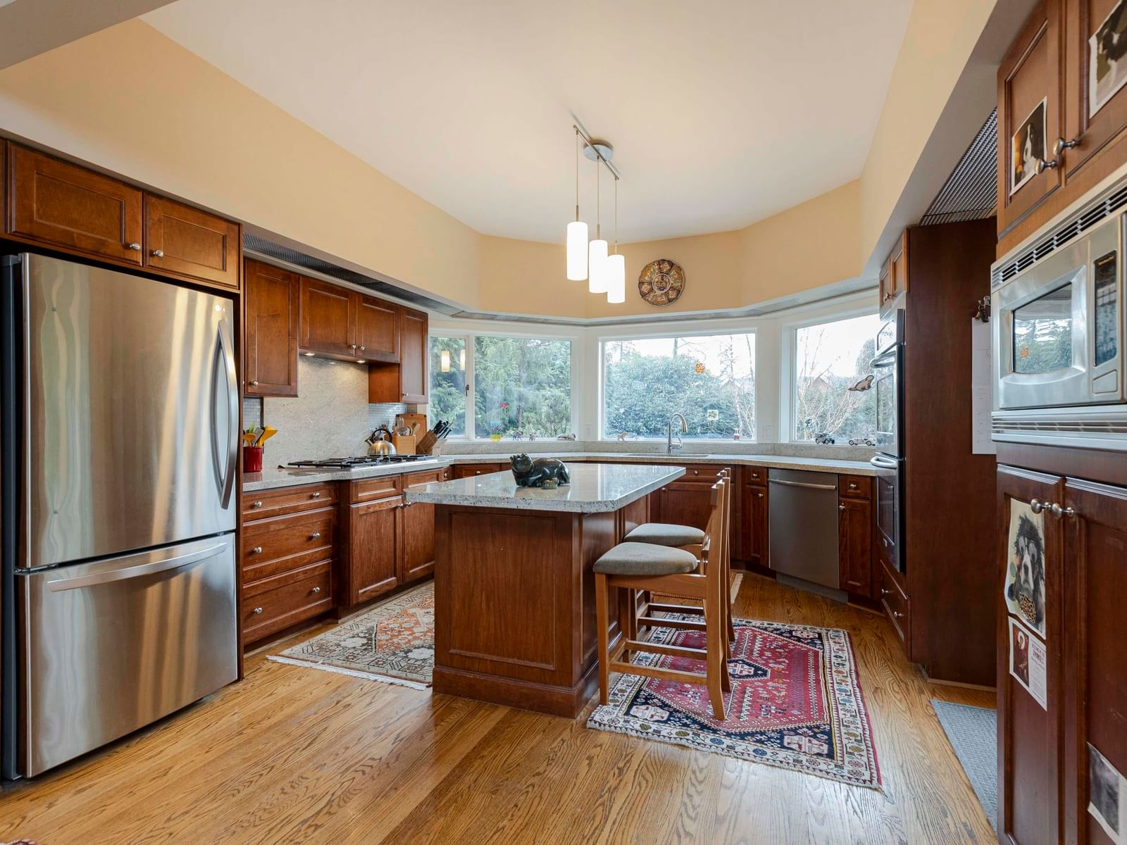 Listing Image 12