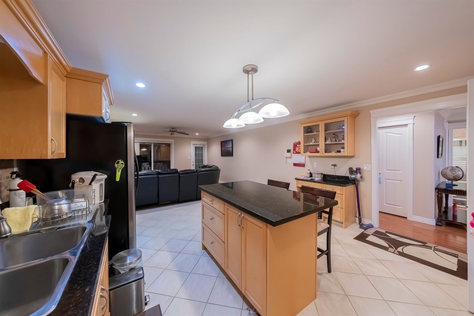 Listing Image 15