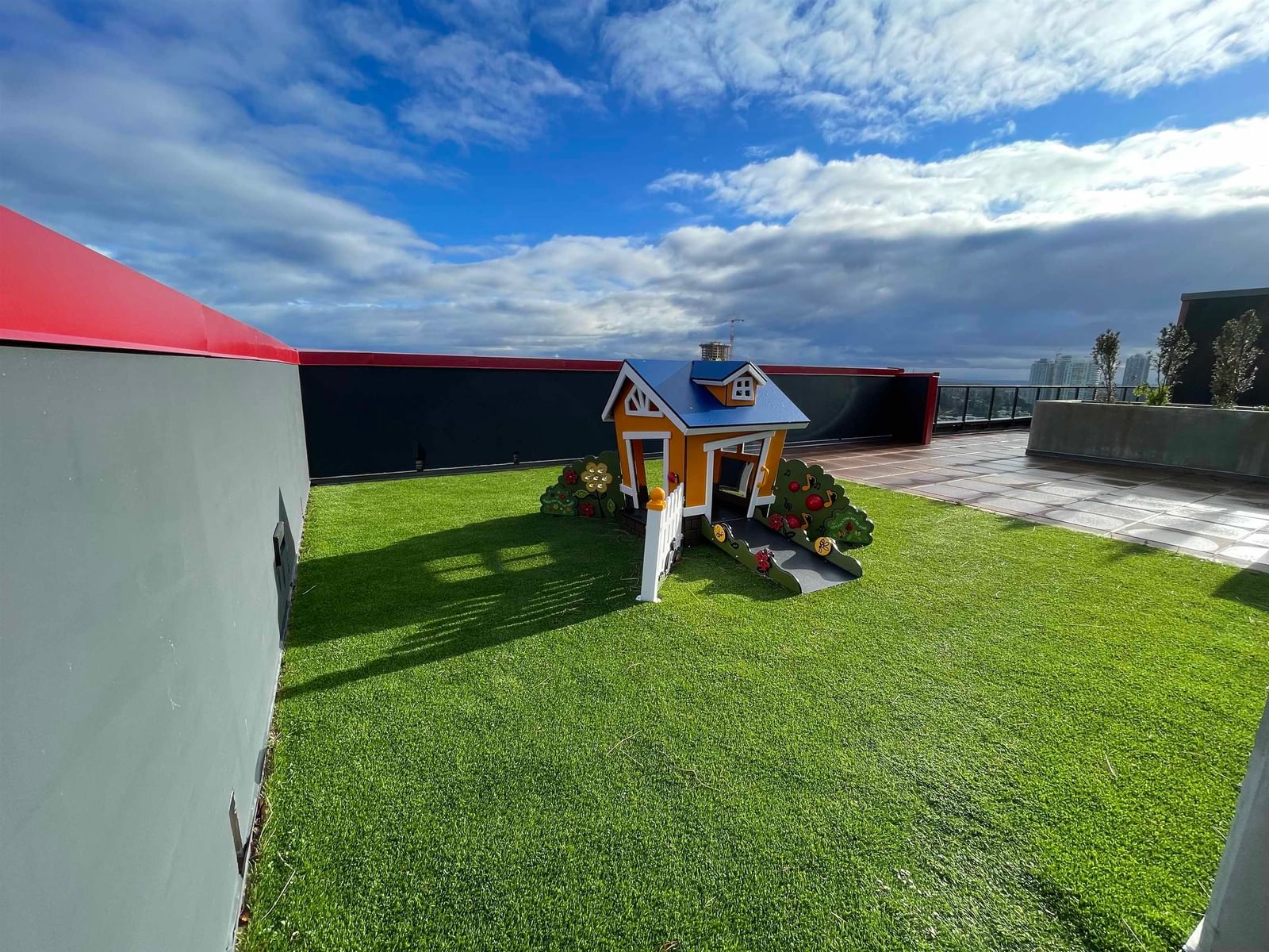 Listing Image 13