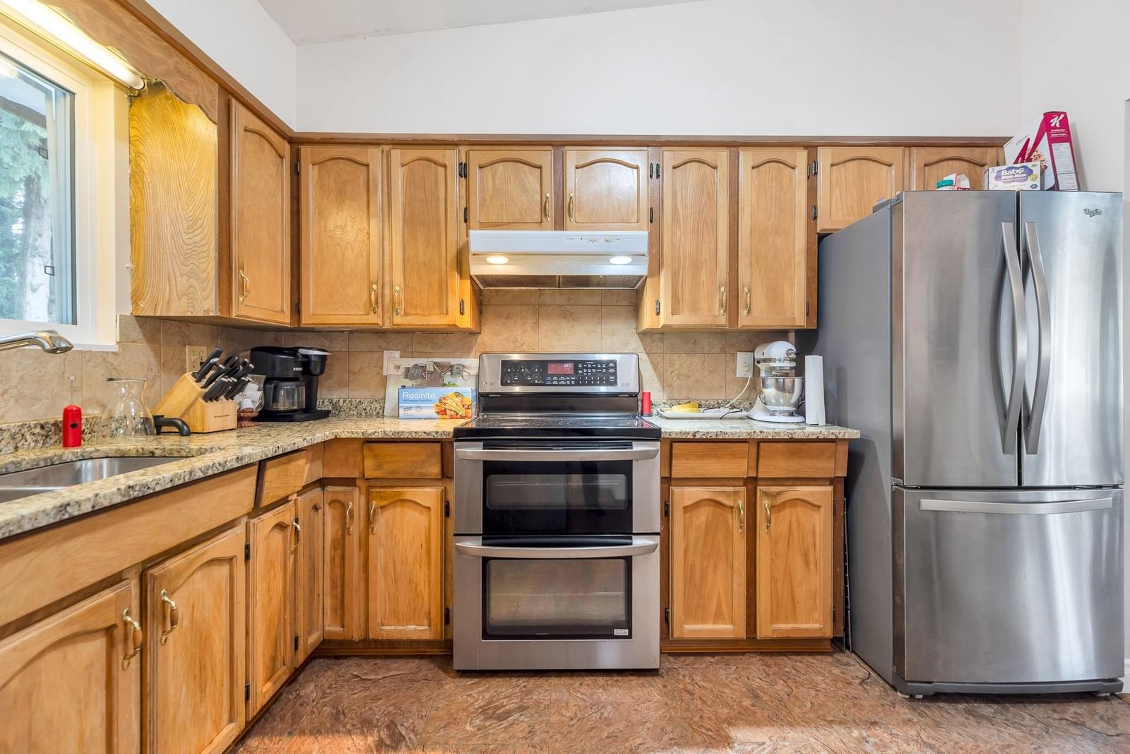 Listing Image 9
