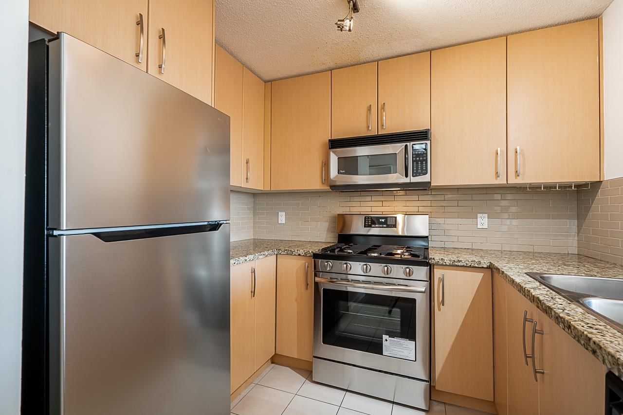 Listing Image 14