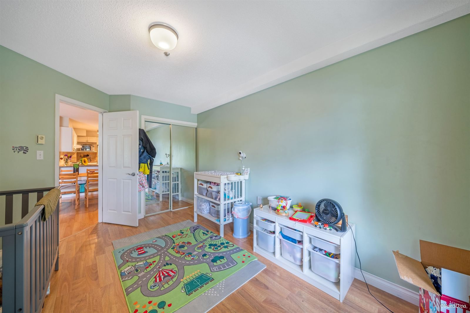 Listing Image 19
