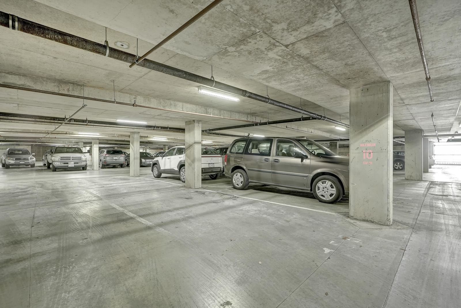 Listing Image 17