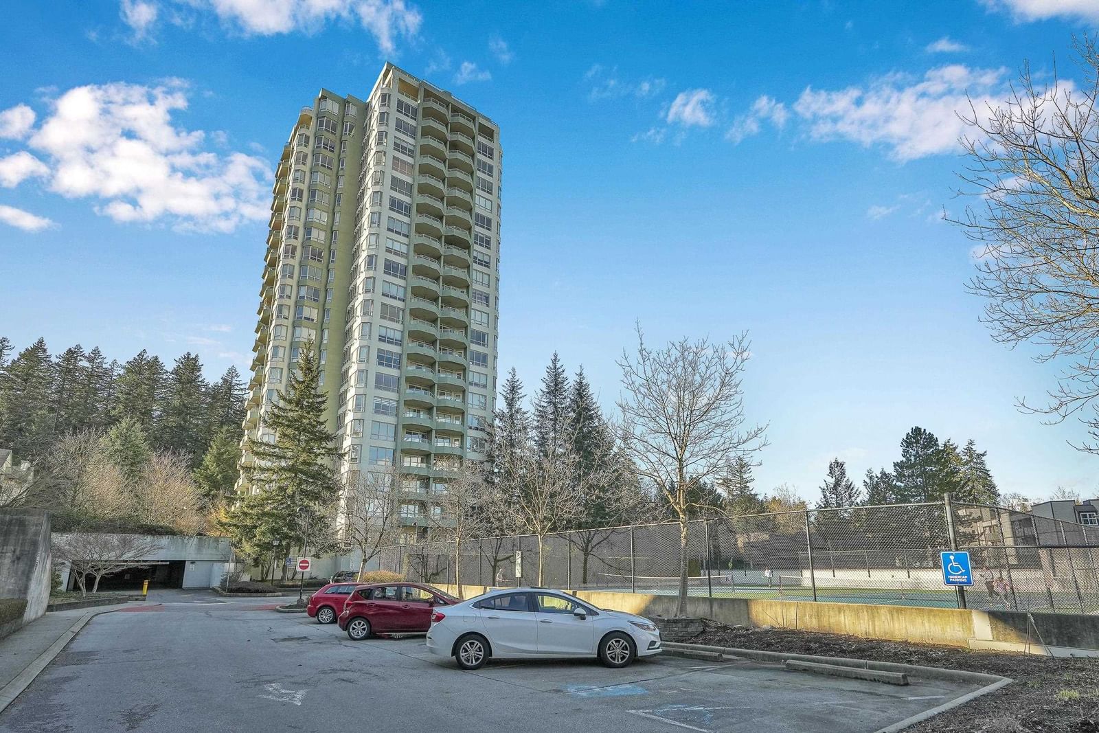 Listing Image 18
