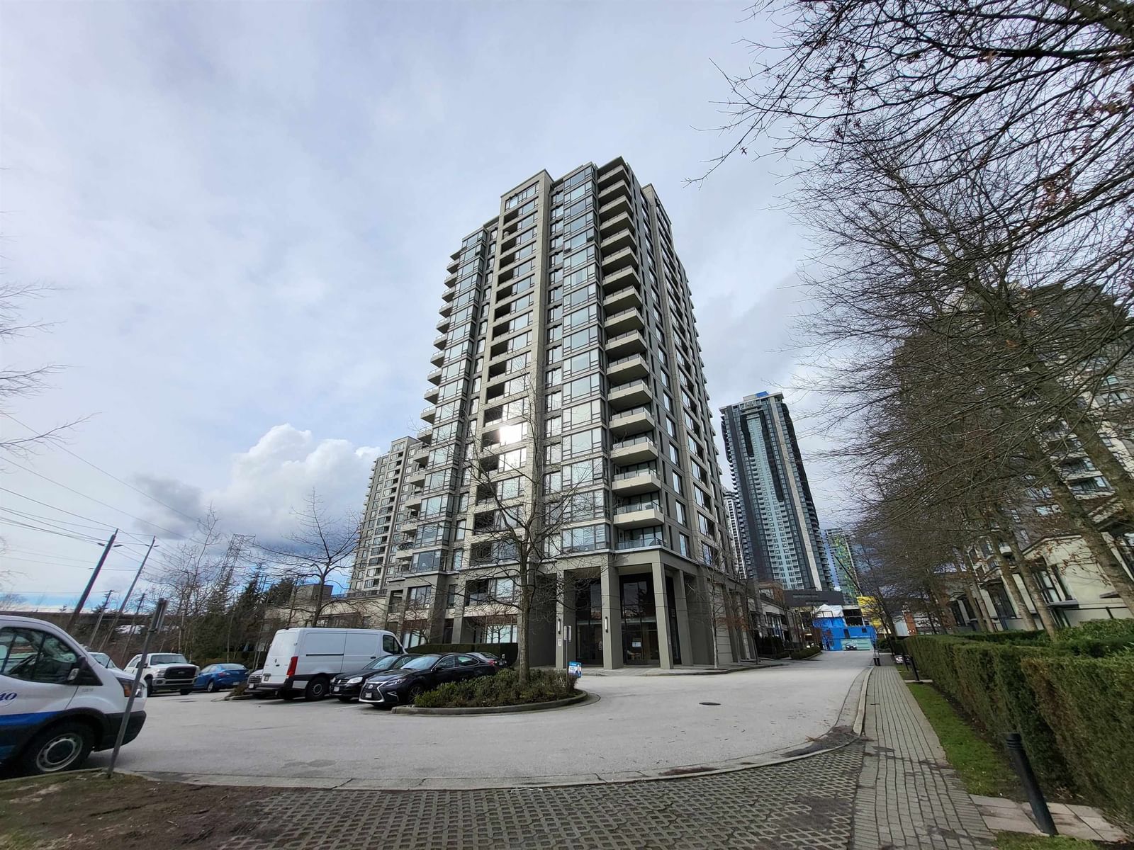 Listing Image 1