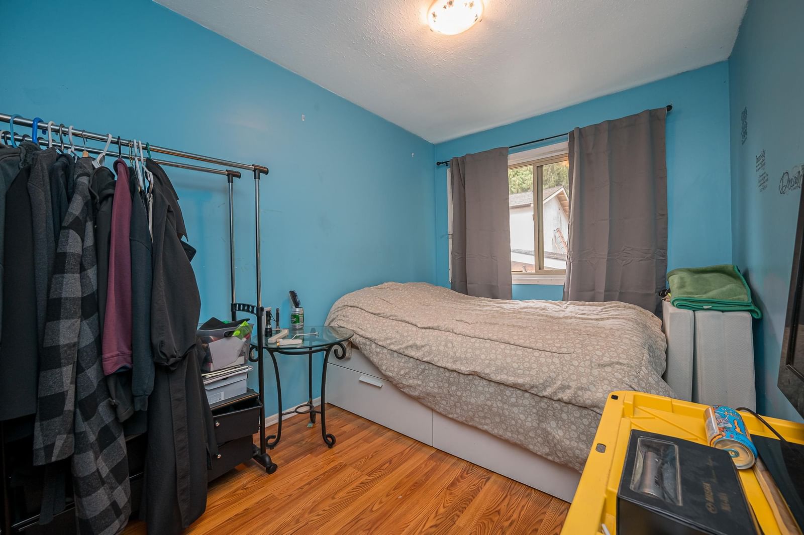 Listing Image 11