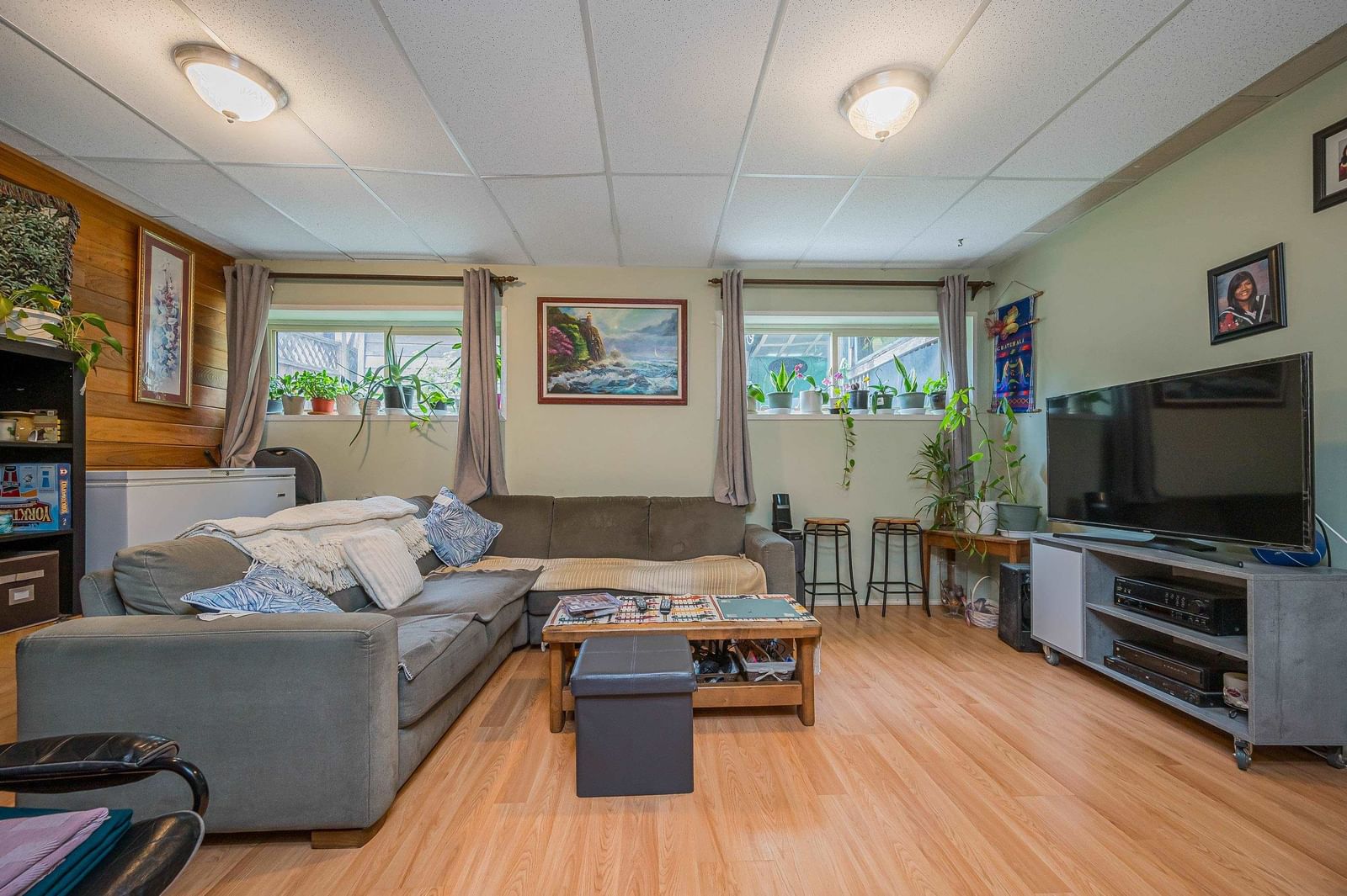 Listing Image 13