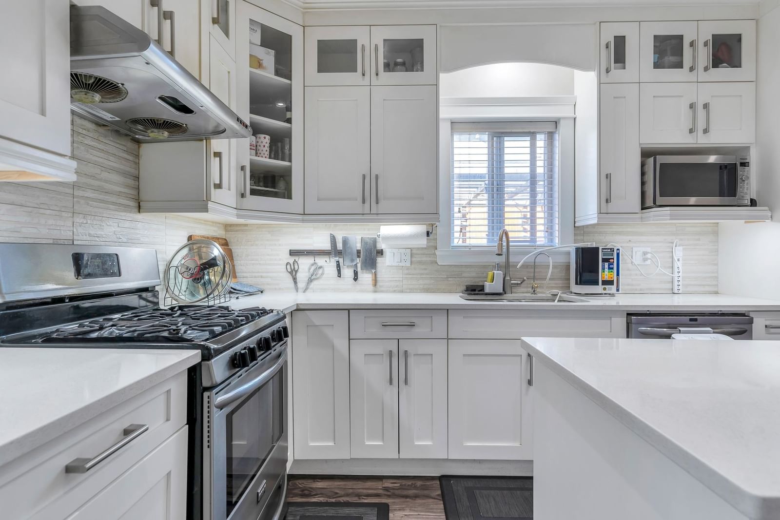 Listing Image 13