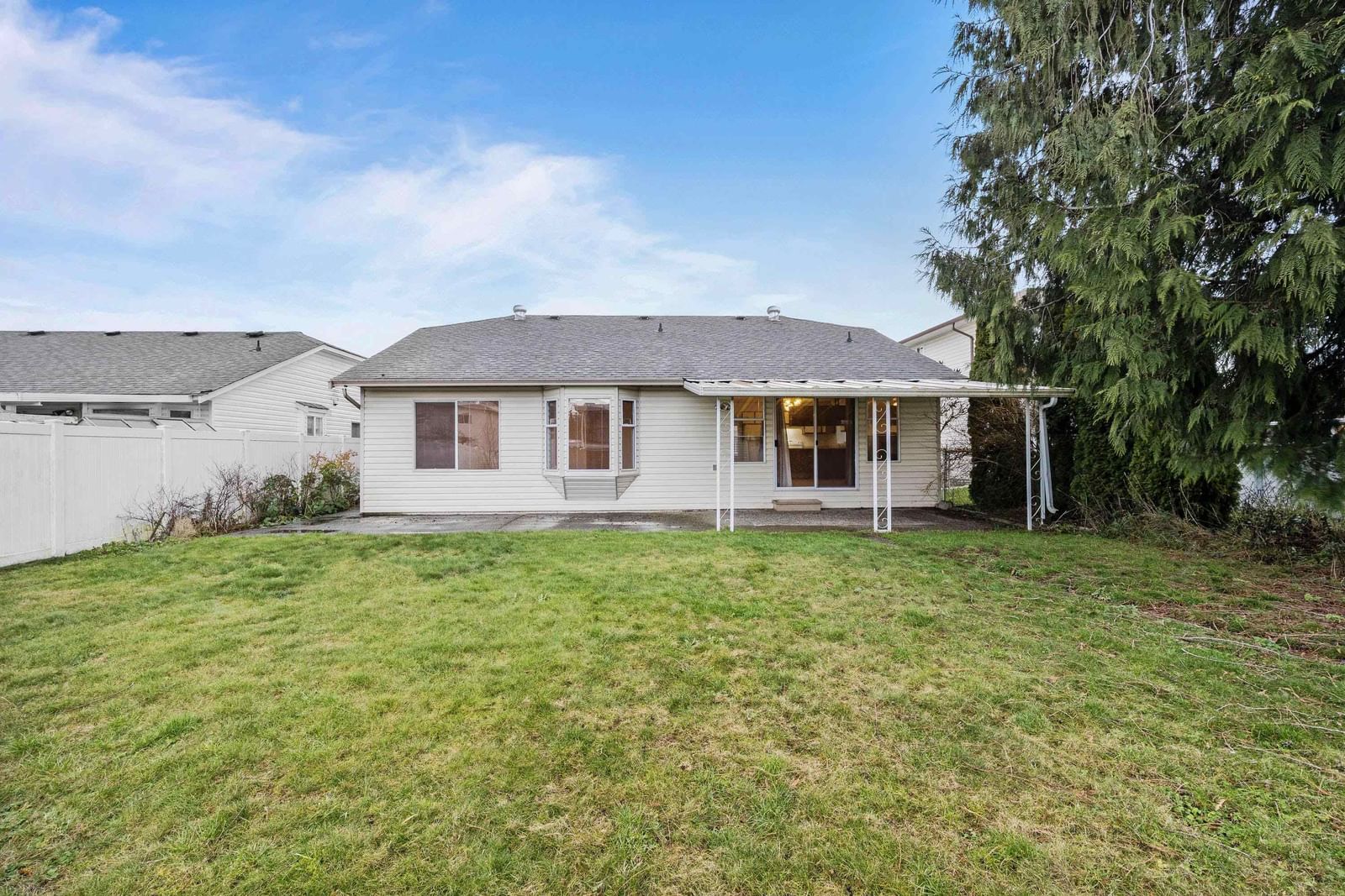 Listing Image 40