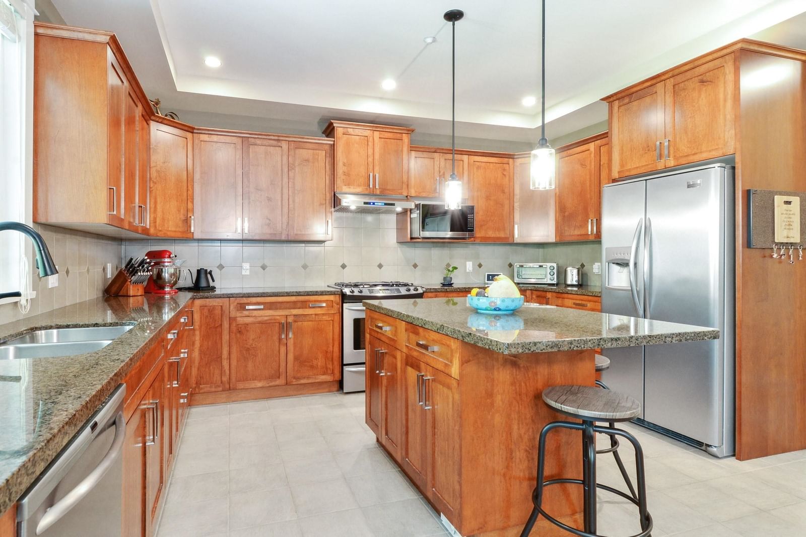 Listing Image 11