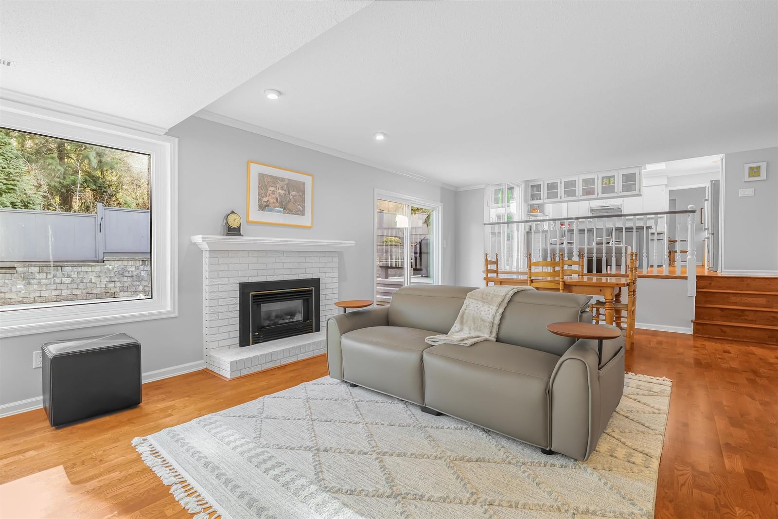 Listing Image 17