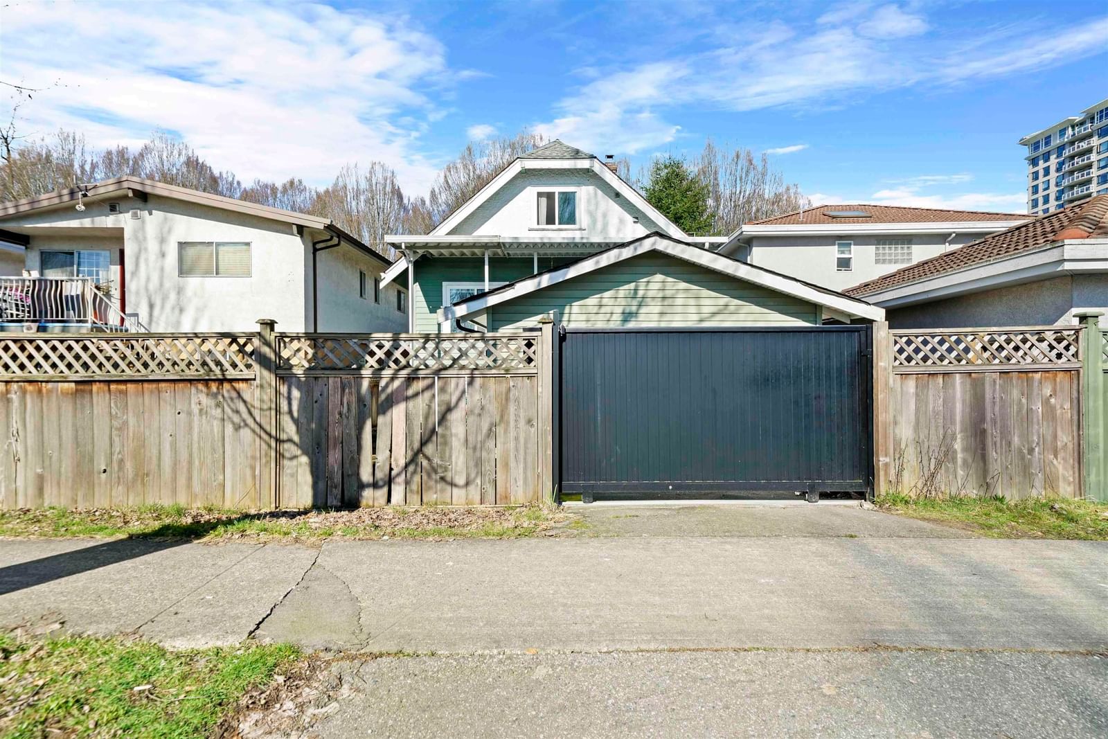 Listing Image 20