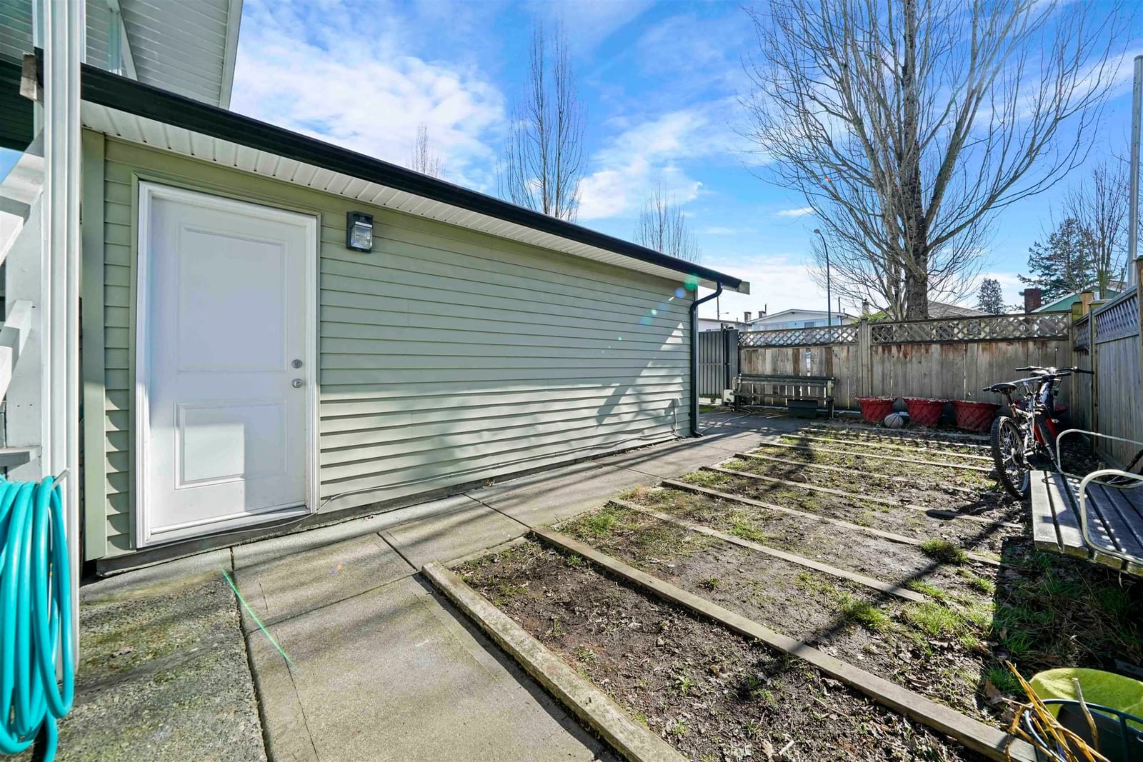 Listing Image 21