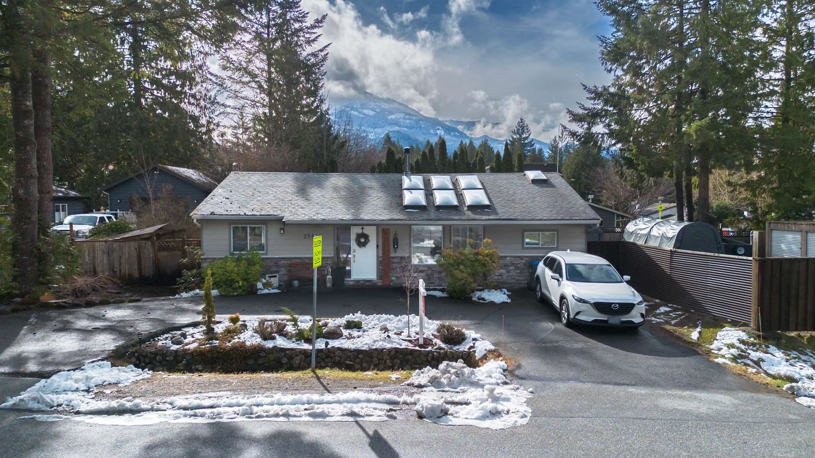 Listing Image 1