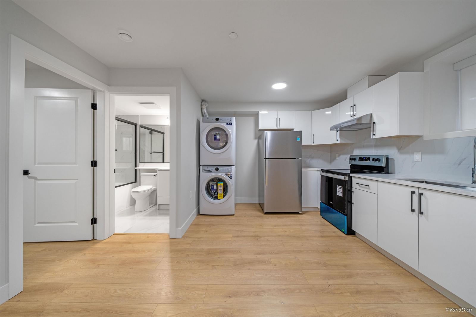 Listing Image 16